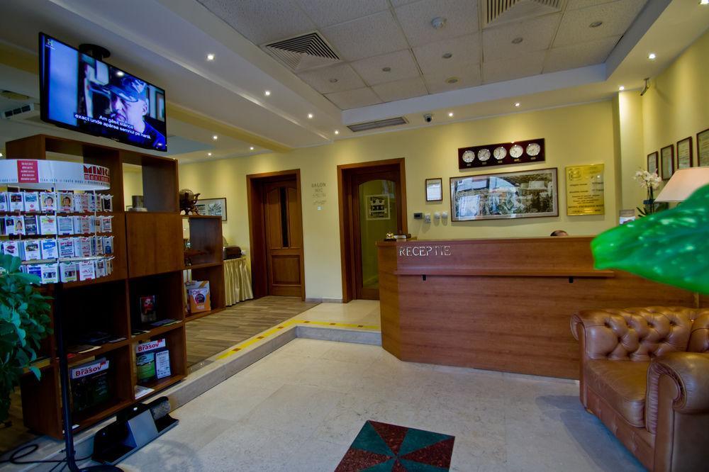 Hotel Брашов Экстерьер фото
