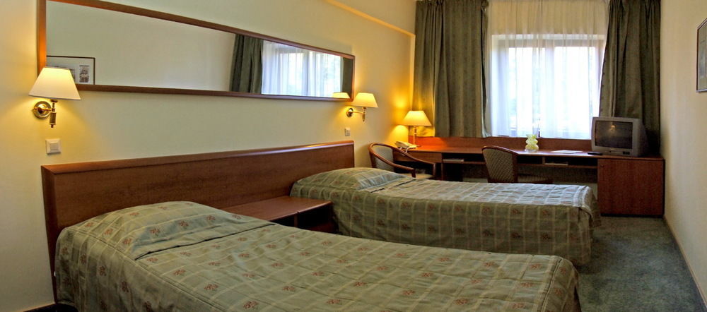 Hotel Брашов Экстерьер фото