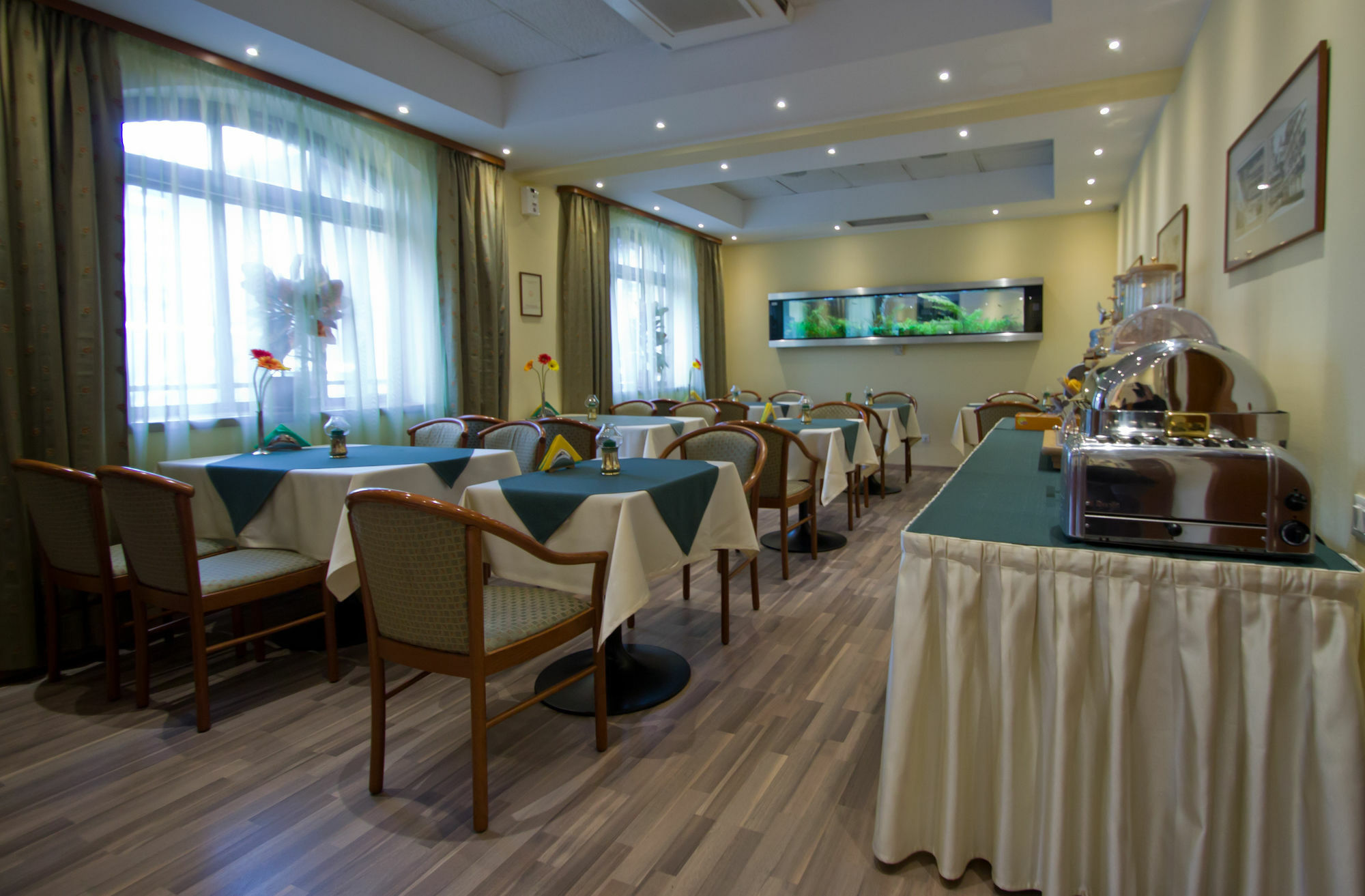 Hotel Брашов Экстерьер фото
