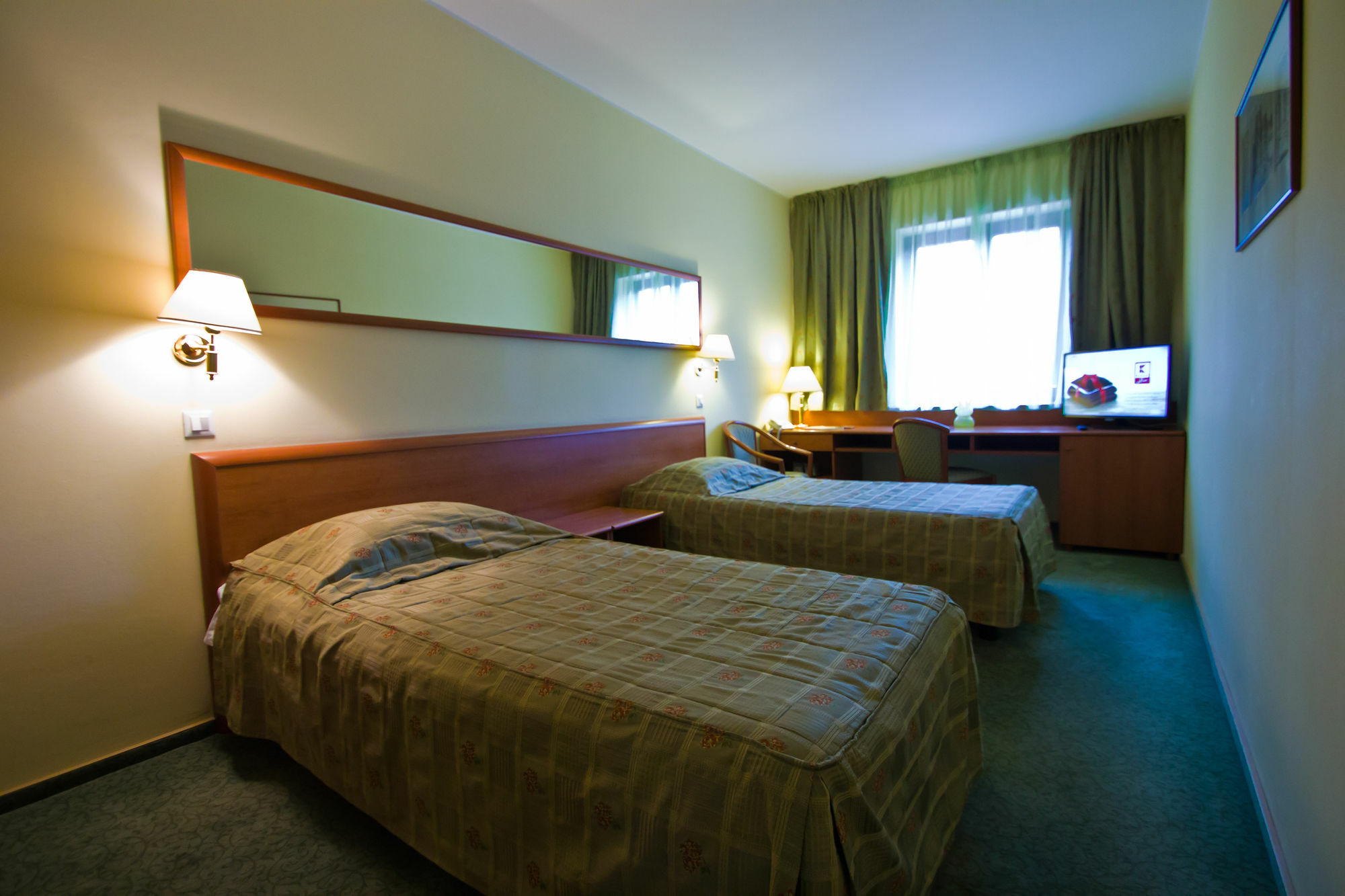 Hotel Брашов Экстерьер фото